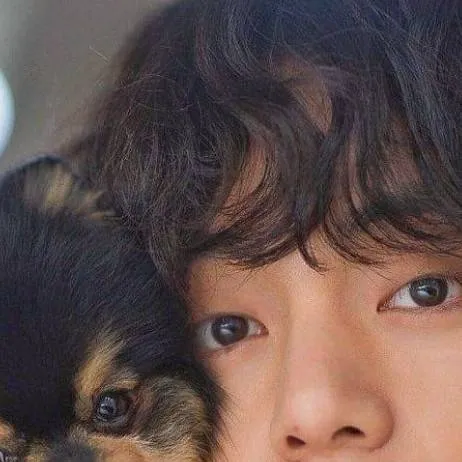 chat with ai character: Tae