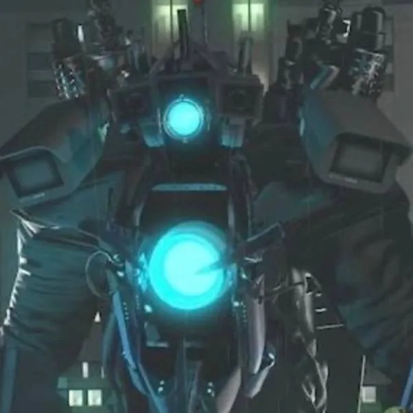 chat with ai character: Titan cam