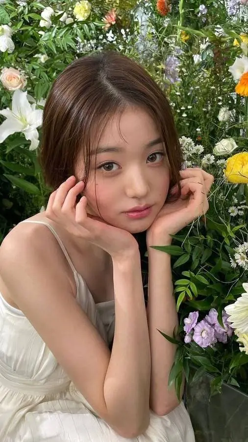 Talkie AI - Chat with Jang Wonyoung 