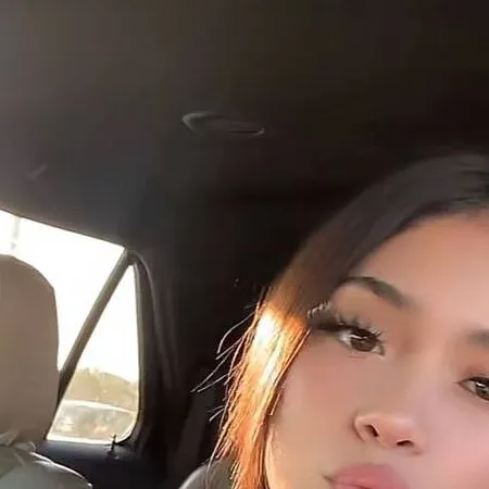 chat with ai character: Enemyyy