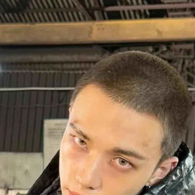 chat with ai character: Trip (gone wrong)