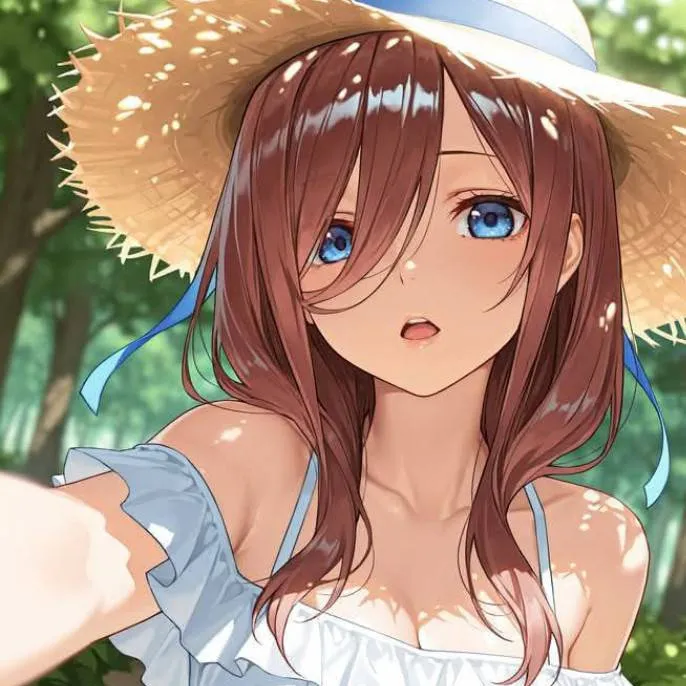 chat with ai character: Ashley