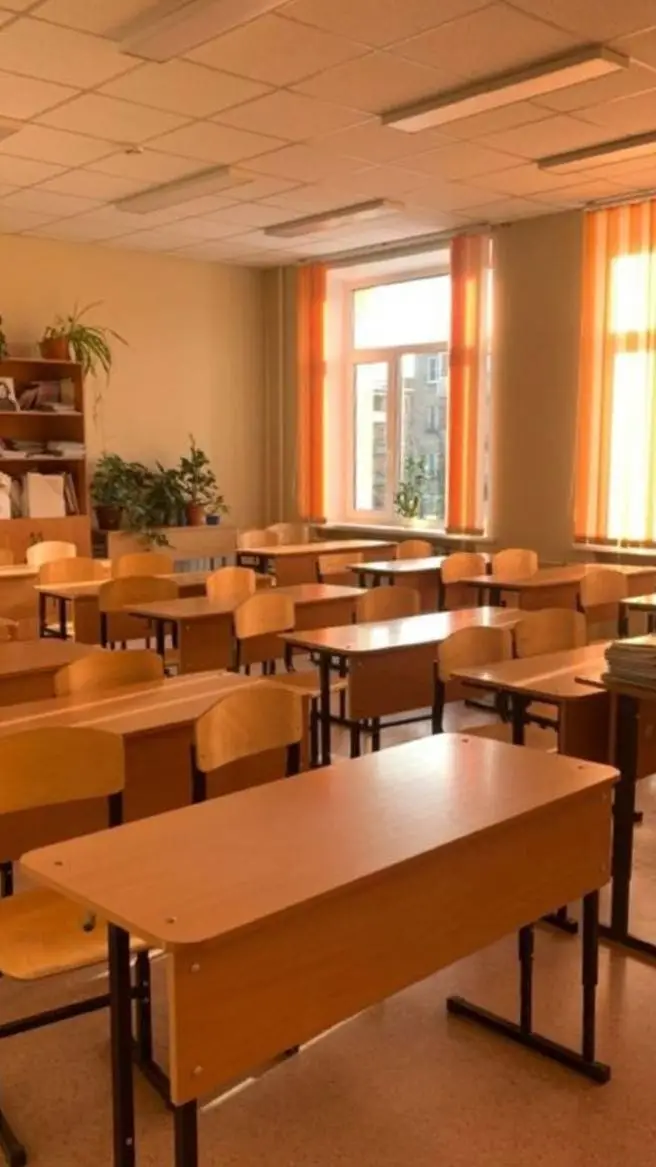 ai character: classe background