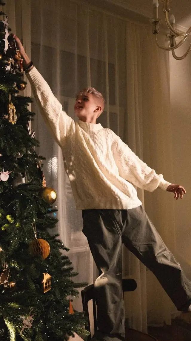 ai character: никита background