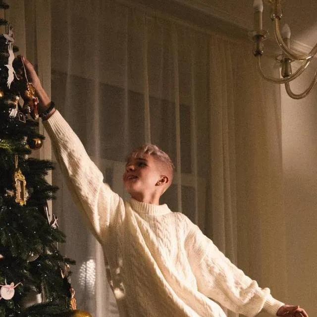 chat with ai character: никита