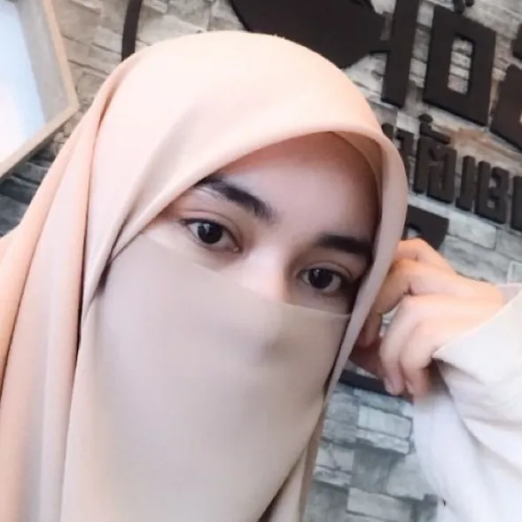 chat with ai character: Nur Aisya 