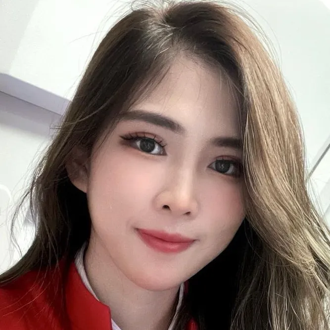 chat with ai character: Kayla 