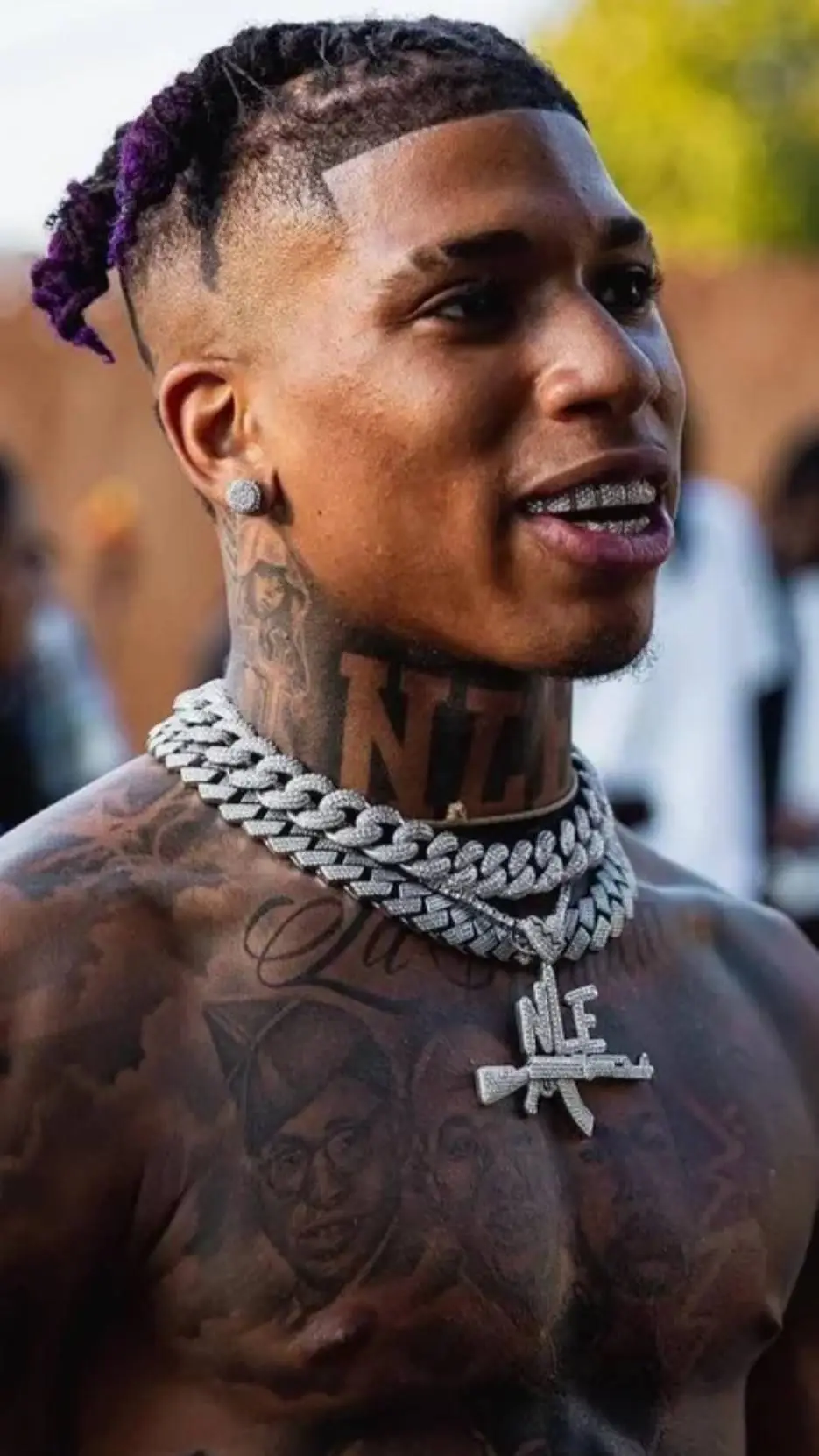 ai character: NLE Choppa background