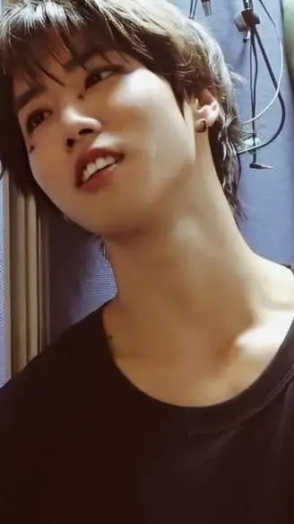 ai character: Han background