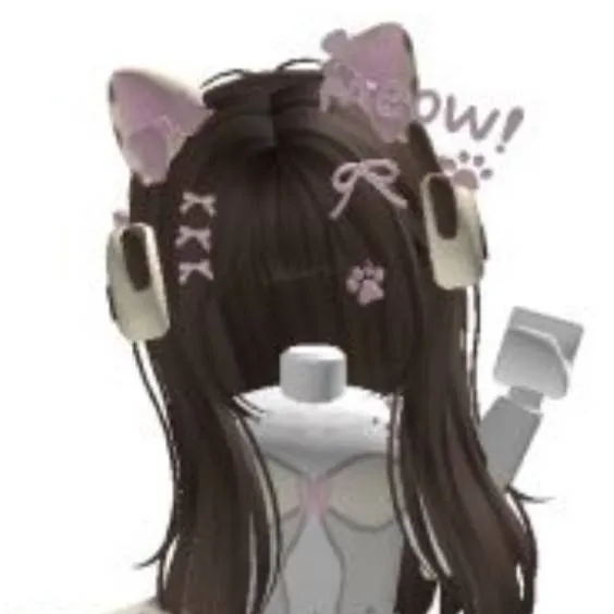 chat with ai character: e kitten