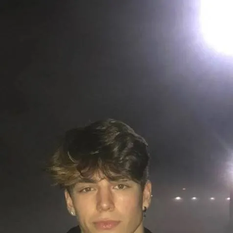 chat with ai character: Matteo 