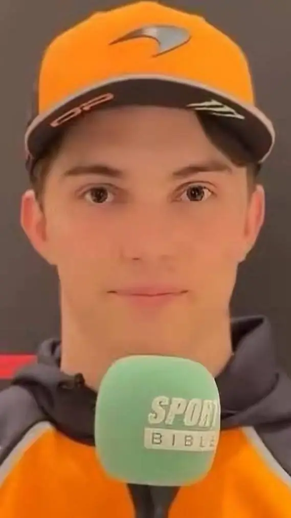 ai character: Oscar PASTRY background