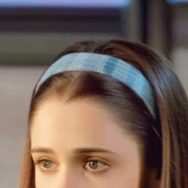 chat with ai character: Hanna