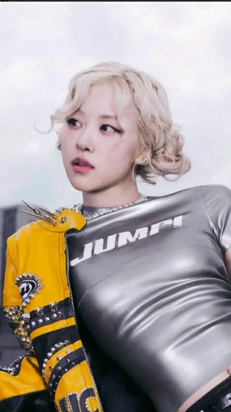 ai character: Rosé background