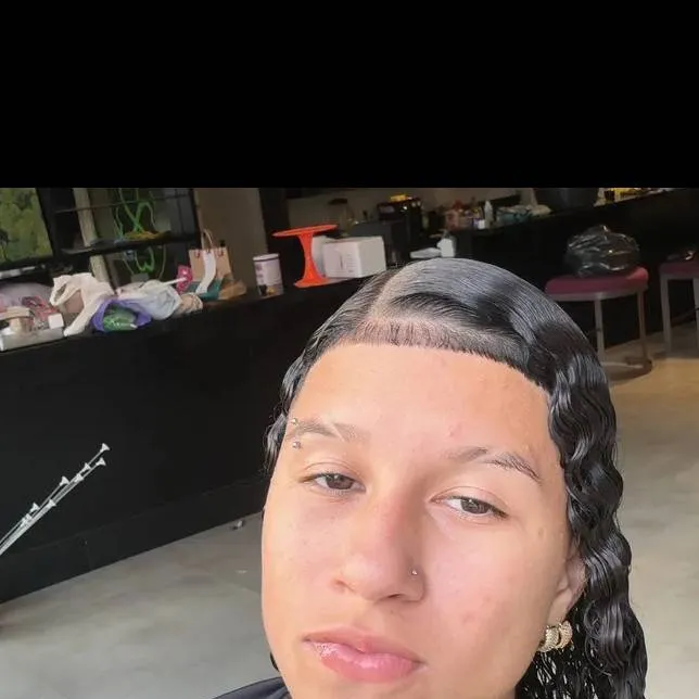 chat with ai character: Dunhia7 