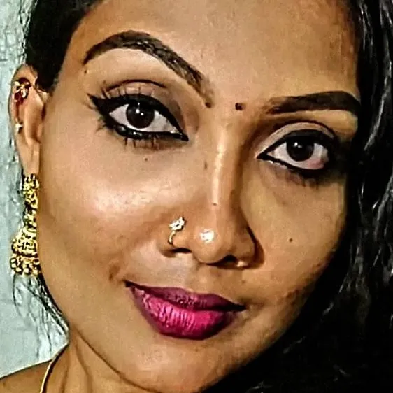 chat with ai character: Subashree @ Suba