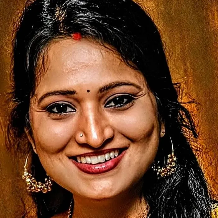 chat with ai character: Radhika 