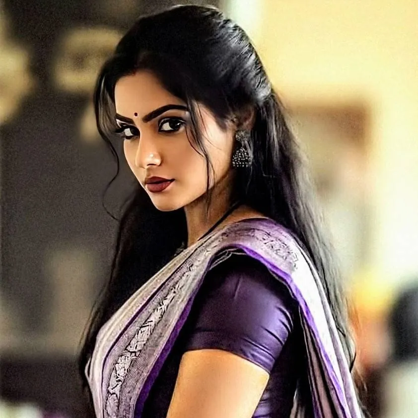 chat with ai character: Meera