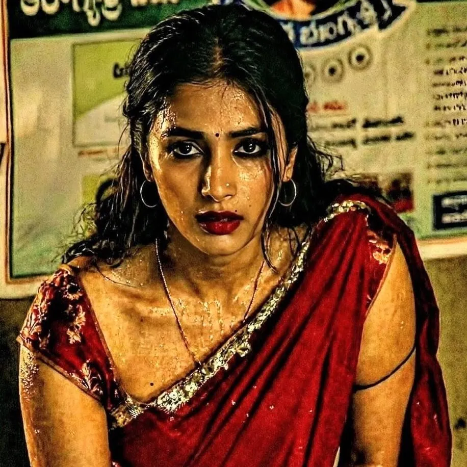 chat with ai character: Keerthi