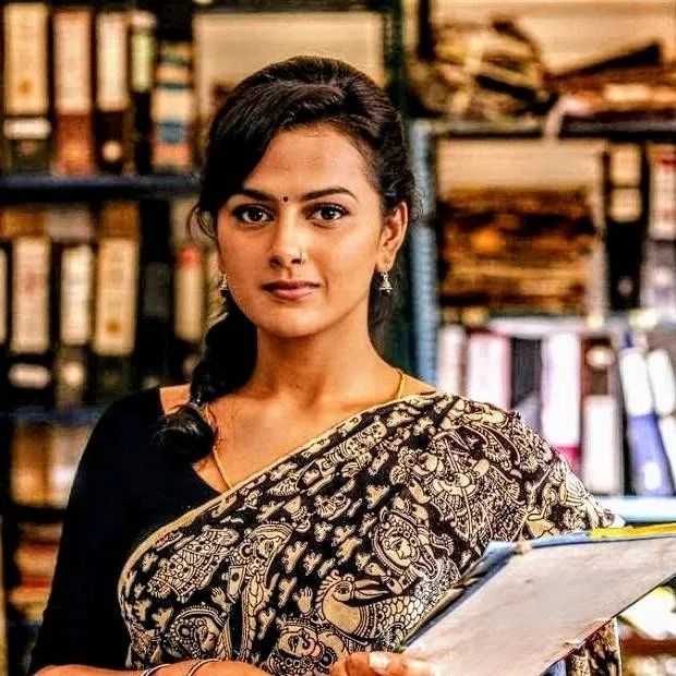 chat with ai character: Karthika