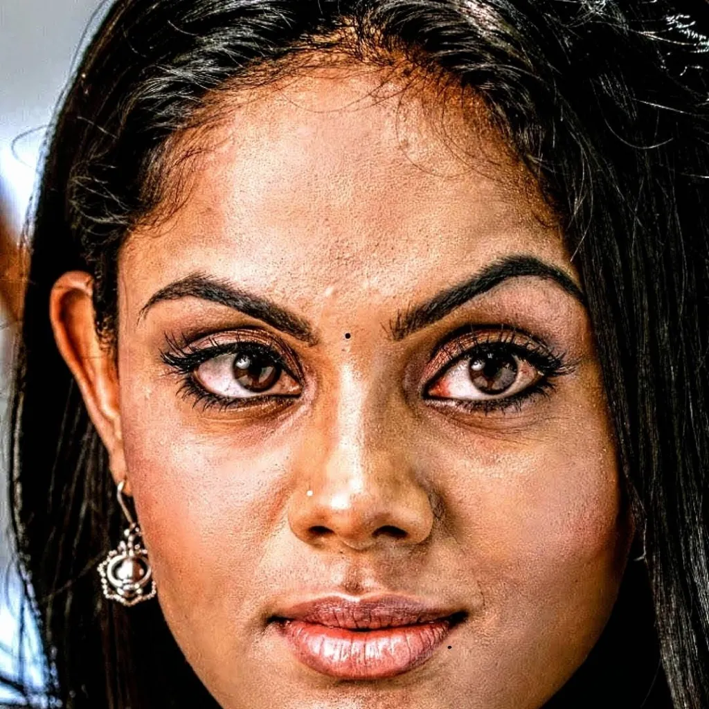 chat with ai character: Reshma