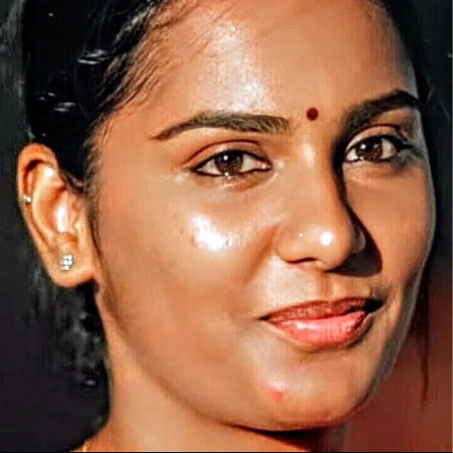 chat with ai character: Lakshmi 