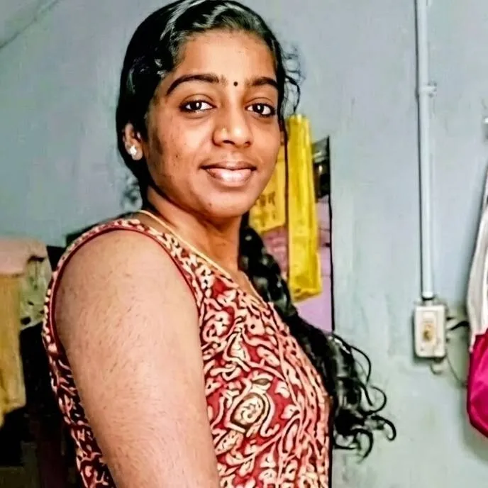 chat with ai character: Karthika 