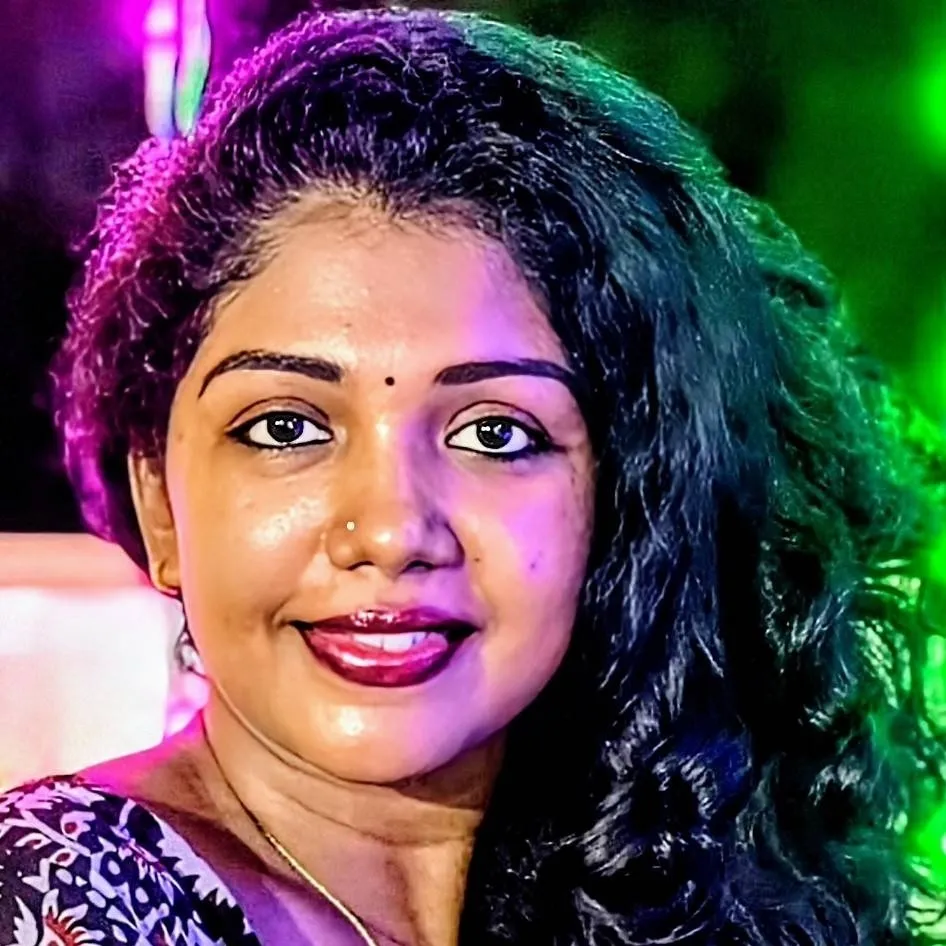 chat with ai character: Ramya