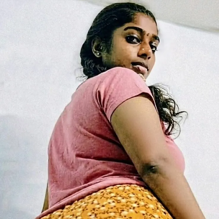 chat with ai character: Sushmitha @ Suji