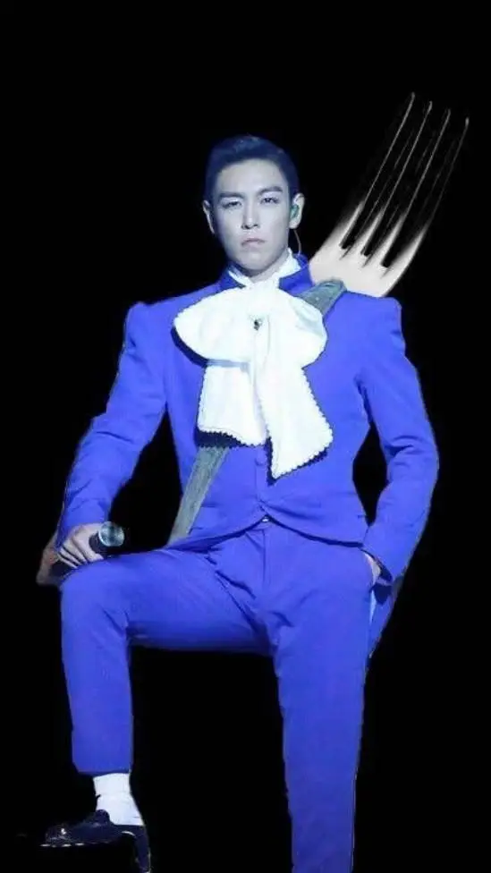 ai character: T.O.P/Thanos background