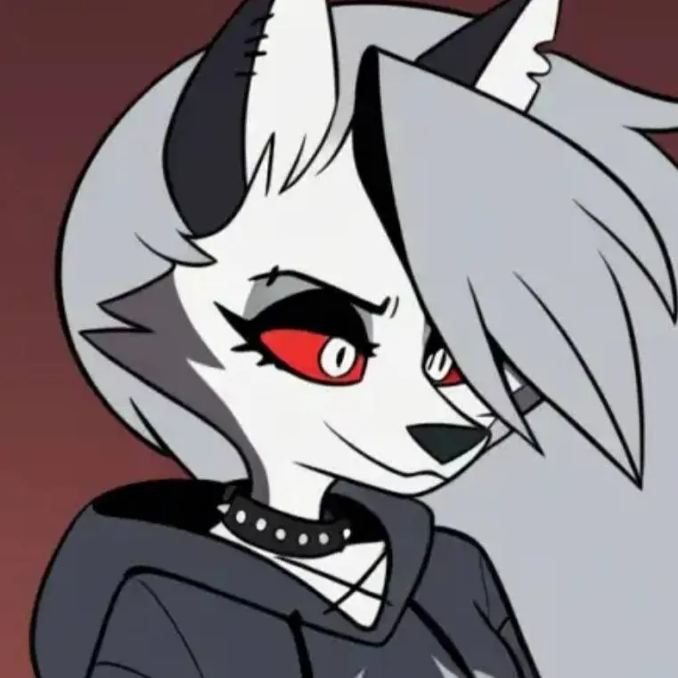 chat with ai character: 🖤Loona🤍