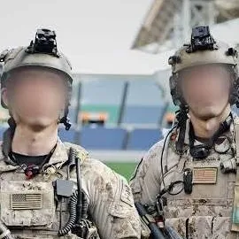 chat with ai character: Devgru