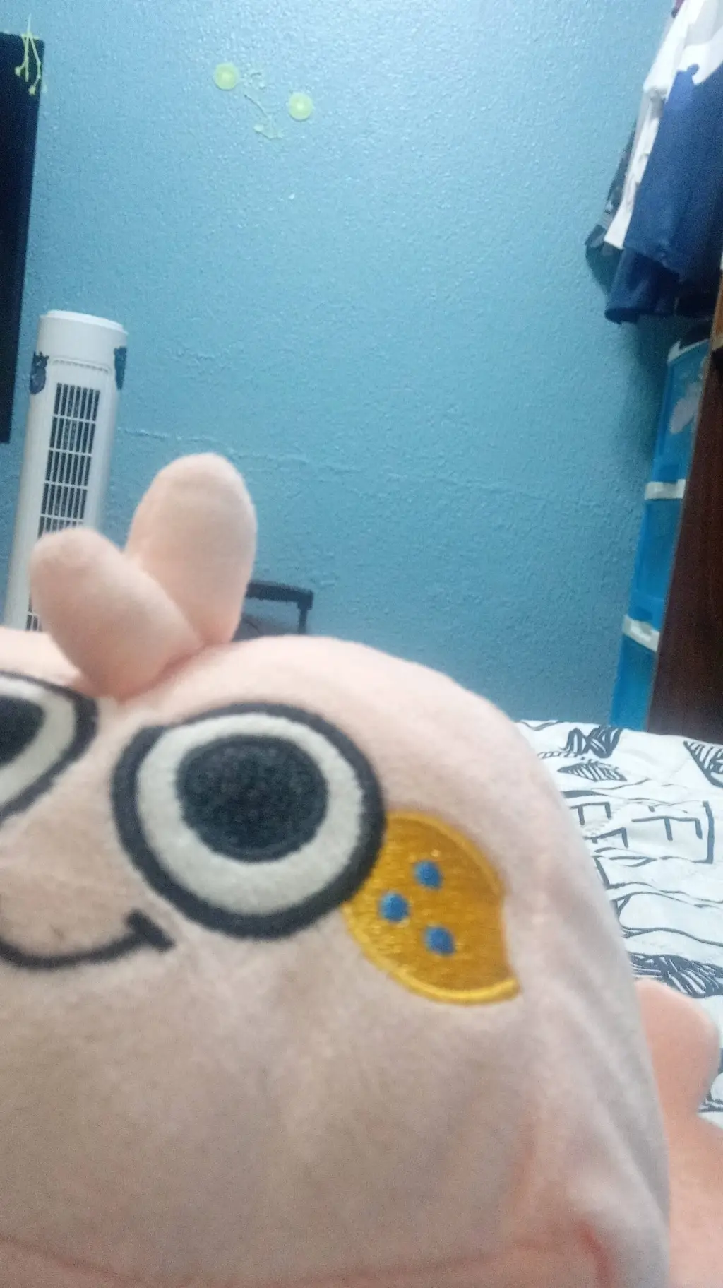 ai character: 𒐫𒄆𒇫𒅌𒀱𒅌𒆙﷽﷽𒀱𒀱𒀱 background