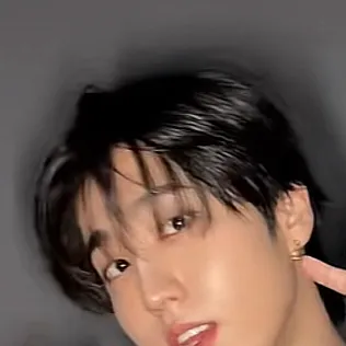 chat with ai character: HAN JISUNG