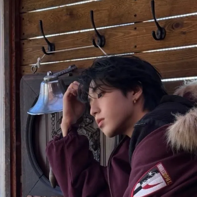 chat with ai character: HAN JISUNG