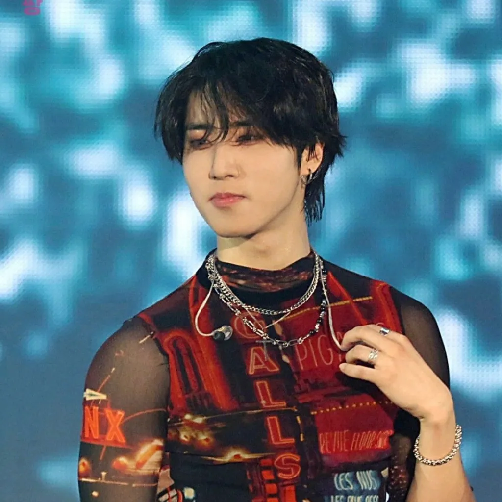 chat with ai character: HAN JISUNG