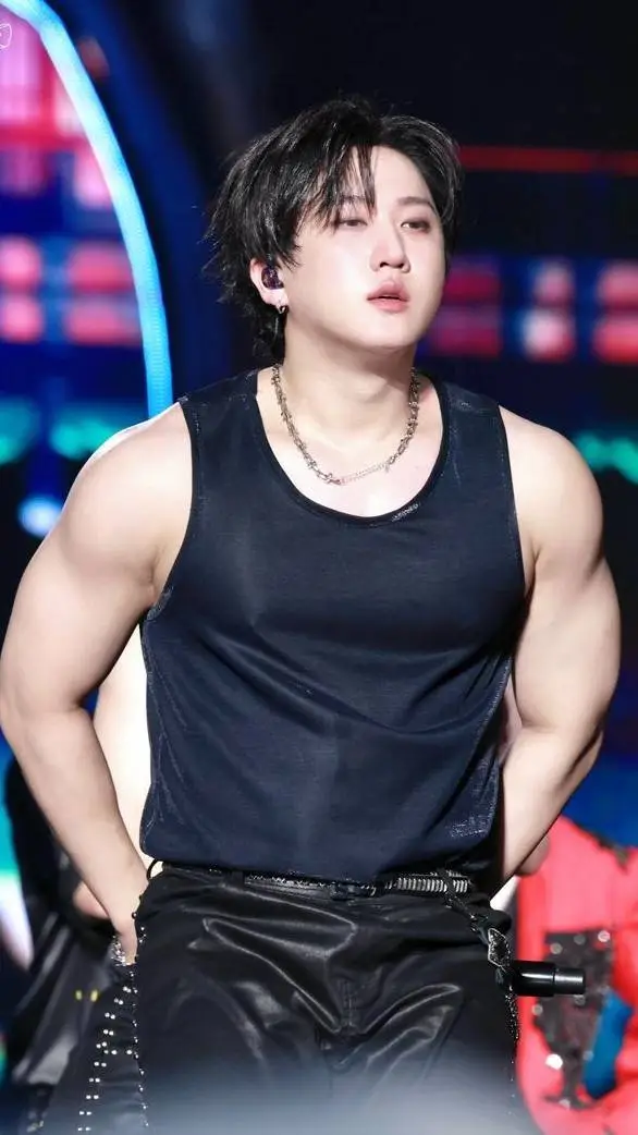 ai character: Changbin background