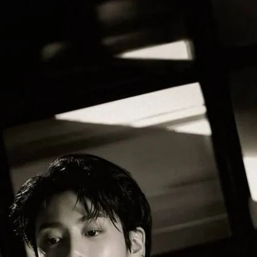 chat with ai character: Jeon Jungkook
