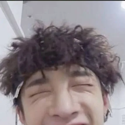 chat with ai character: Bangchan