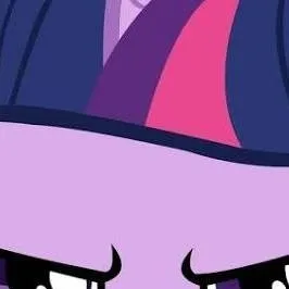 chat with ai character: Twilight malvada