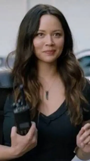 ai character: Lucy Chen background