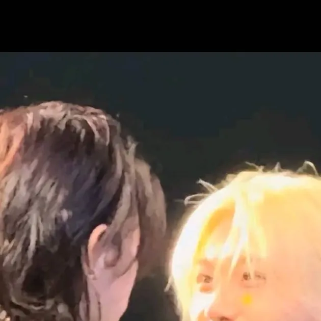 chat with ai character: hyunlix