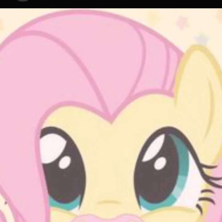 chat with ai character: BEBÉ FLUTTERHSY 