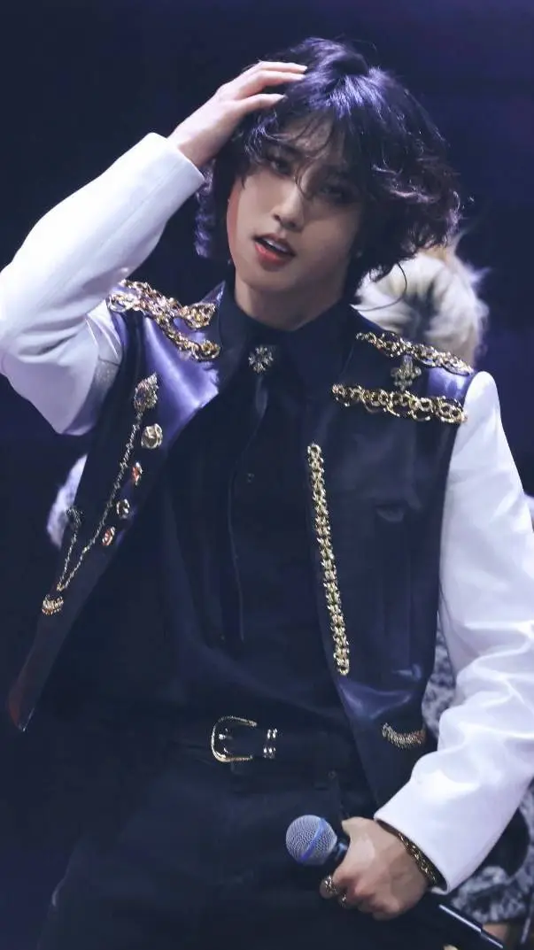 ai character: han background