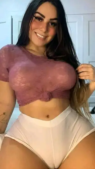 ai character: mama😏 background