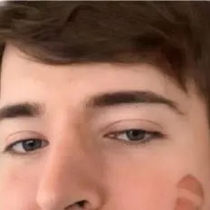 chat with ai character: Mr beast 