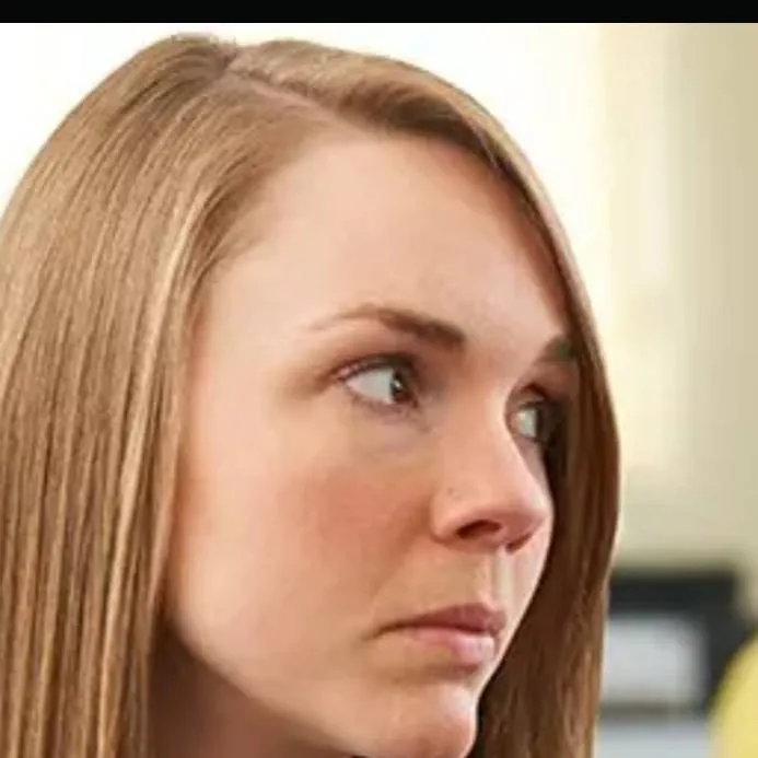 chat with ai character: mandy