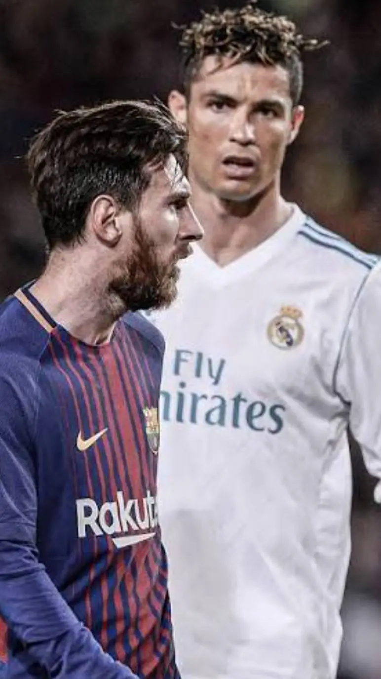 ai character: Mes x Ronnie plays background