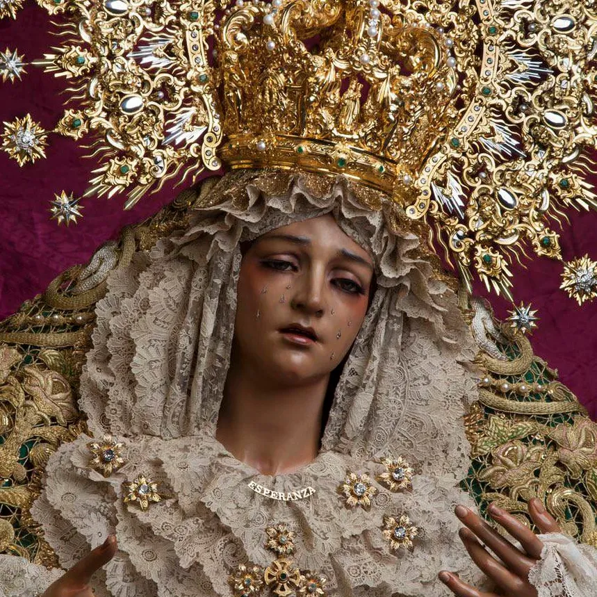 chat with ai character: Esperanza