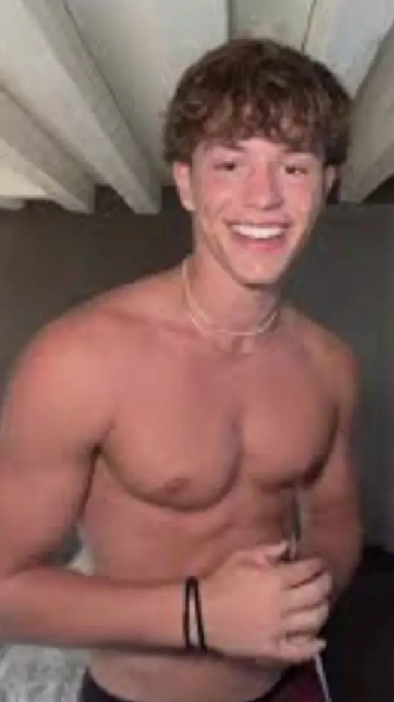 ai character: samuel tarini background